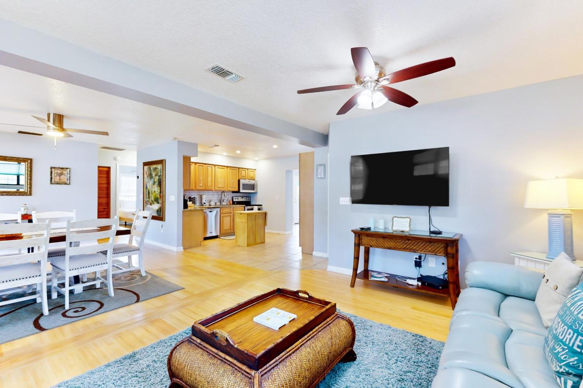 Sunset Breeze Villa Butler Beach Exterior foto